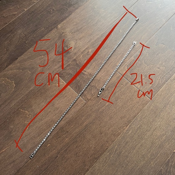 Necklace and bracelet set - Picture 4 of 4